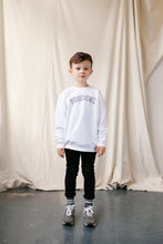 Load image into Gallery viewer, OUTLINE FONT SWEATER
